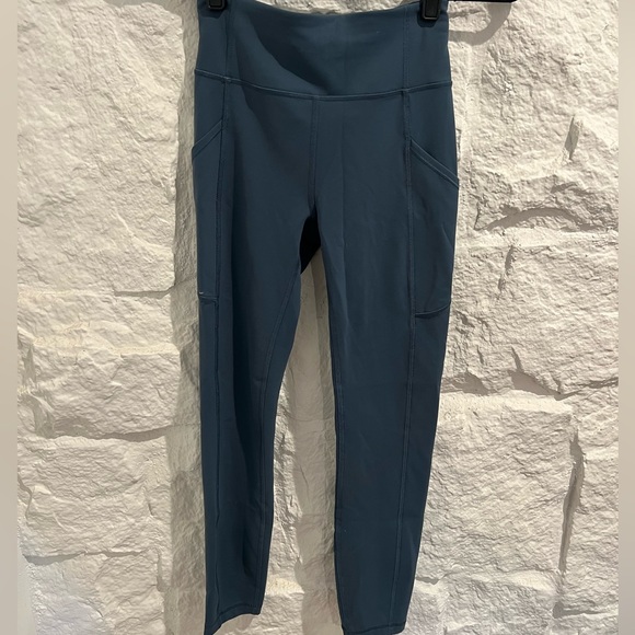lululemon athletica Teal Leggings - Picture 1 of 4
